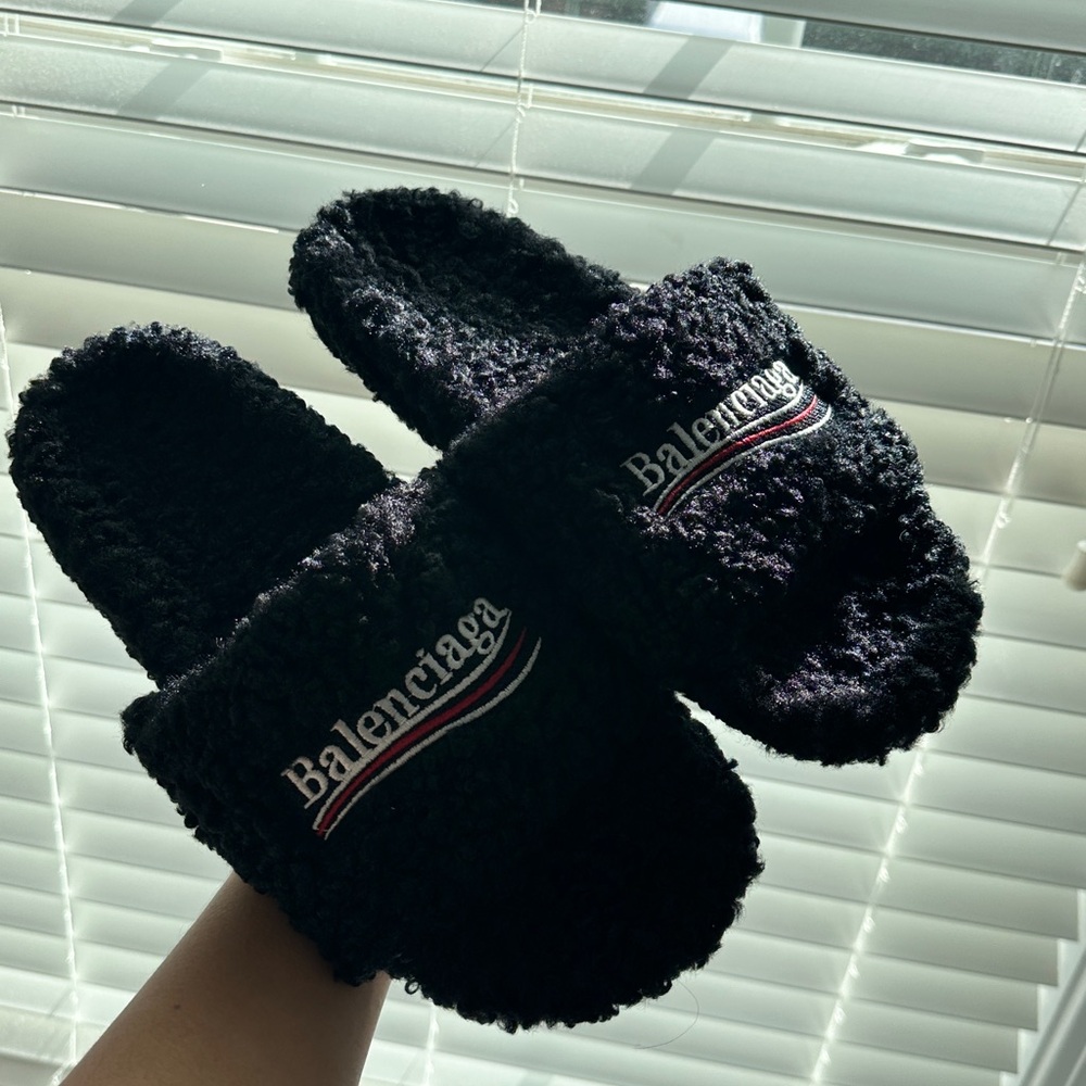 Premium Black Slides
